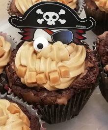 pirate cake